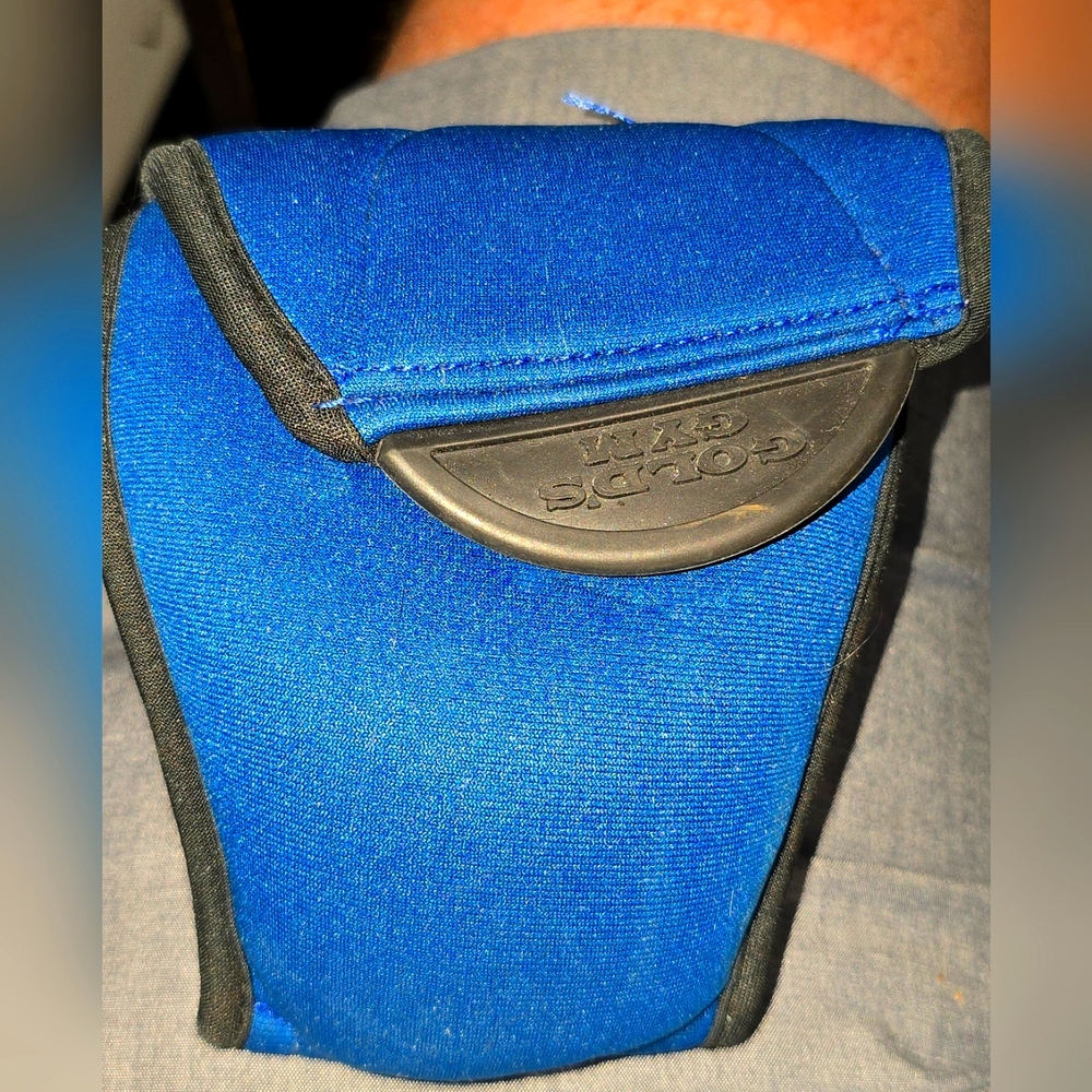 2.5 pound Gold Gyms ankle weight